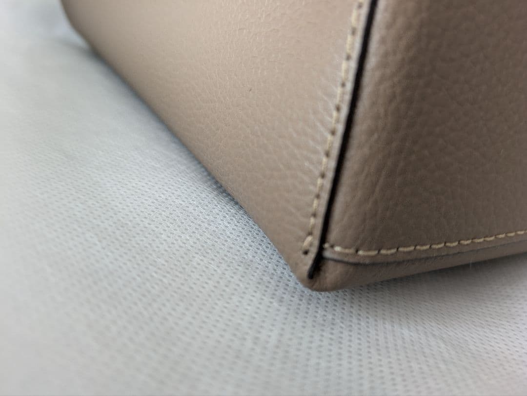 COACH ハンドバッグ、ショルダーバック　モリートート25 未使用