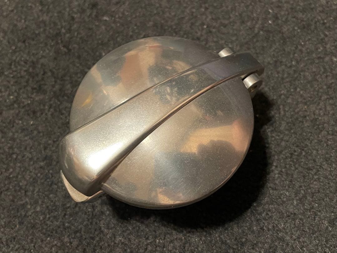 モンツァスタイル ガソリンキャップ フューエルキャップ ハーレー トライアンフ