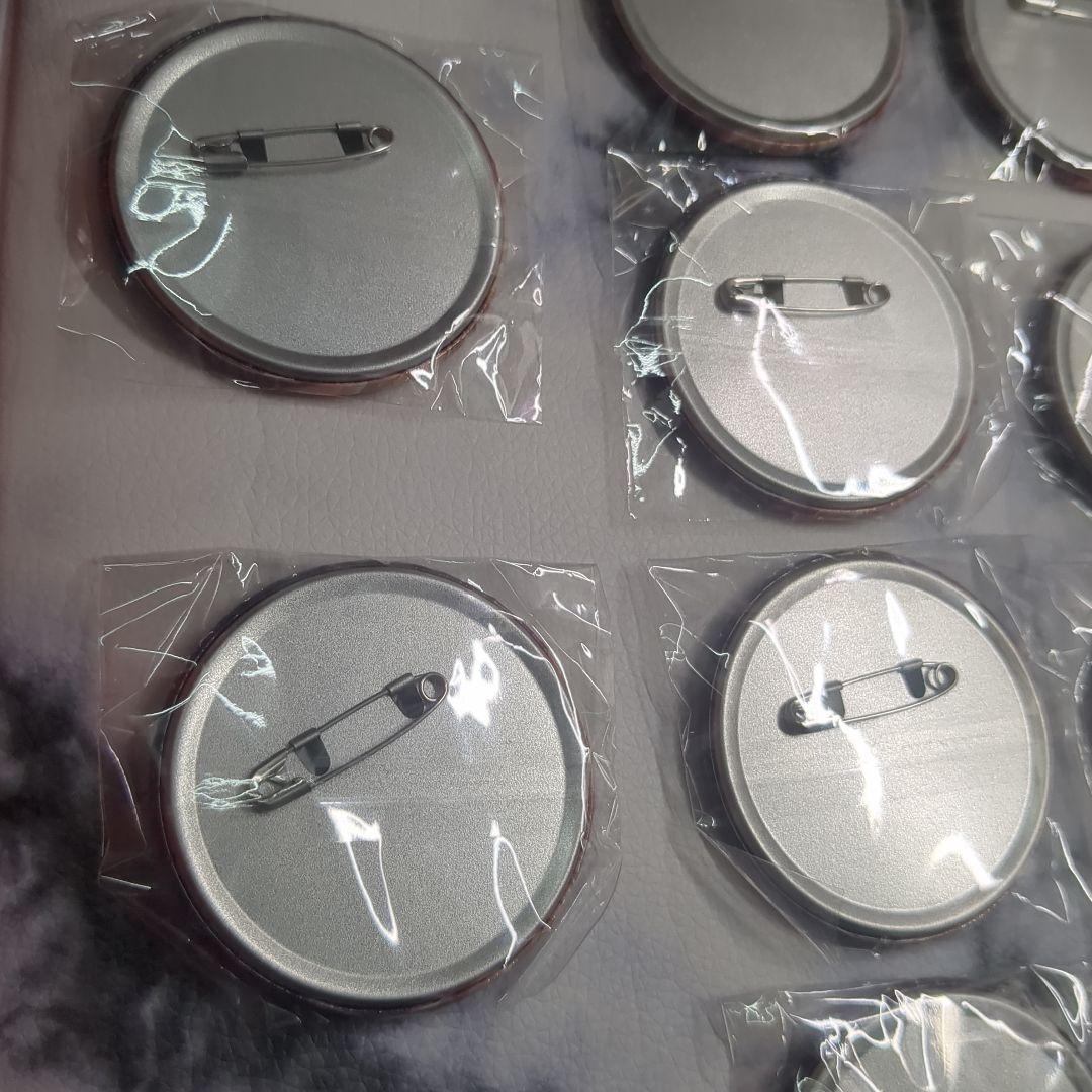 プロセカ　缶バッジ　32a グリ缶 暁山瑞希　32個 おまけカード