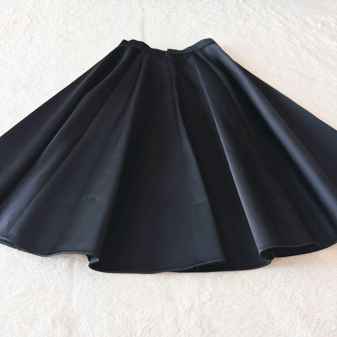 【美品】 ヨーコチャン サーキュラースカート フレア 38 サテン ブラック