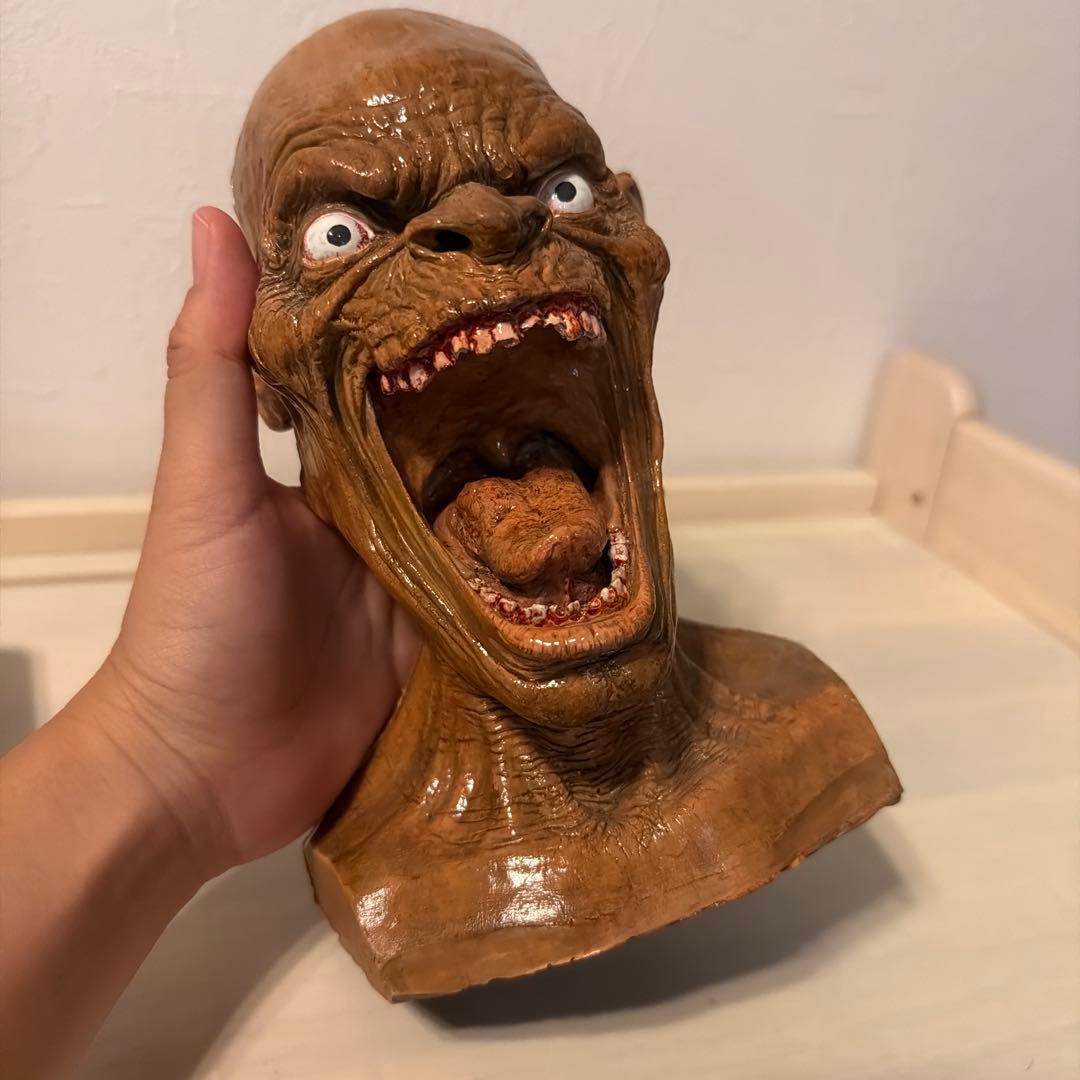ホラー フィギュア リアル表情　オブジェ