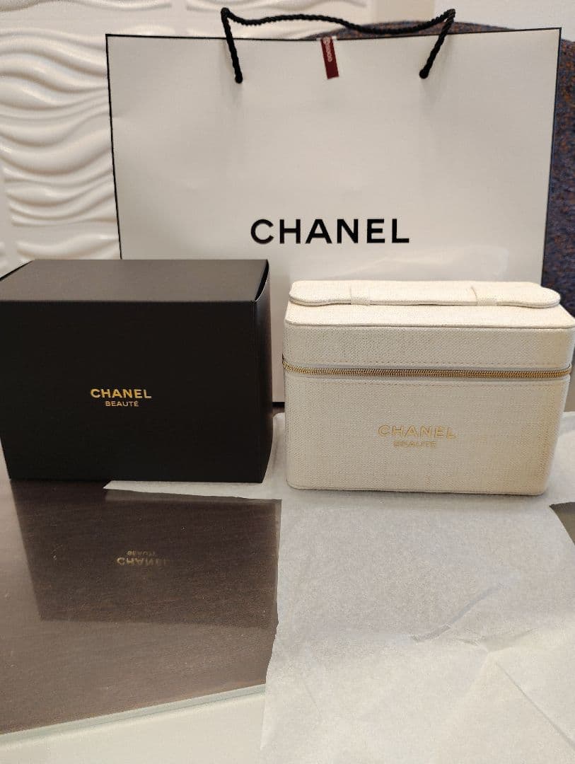 CHANEL BEAUTE ♡ミニバニティ♡