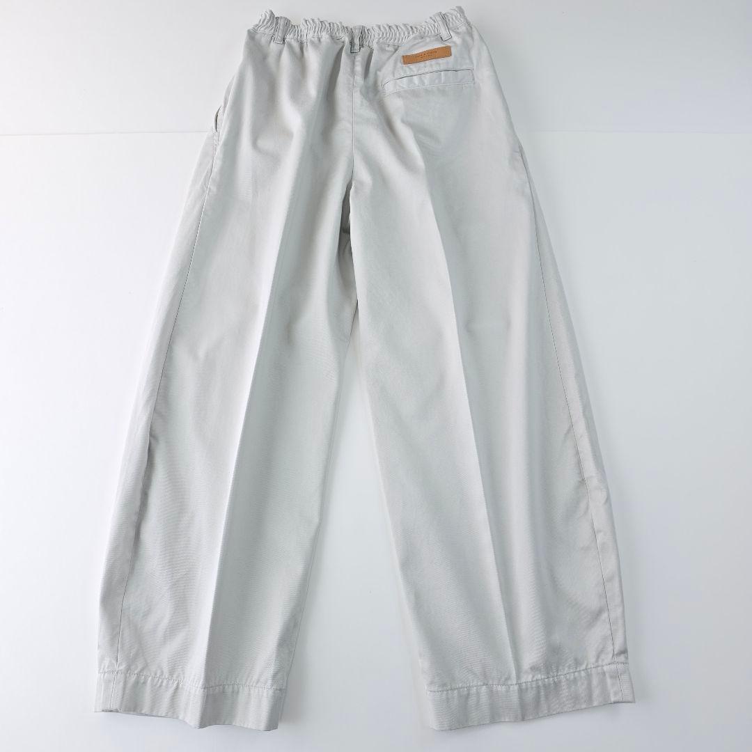 美品★パブリックトウキョウ　PUBLIC CHINOS バレルレッグイージー　M