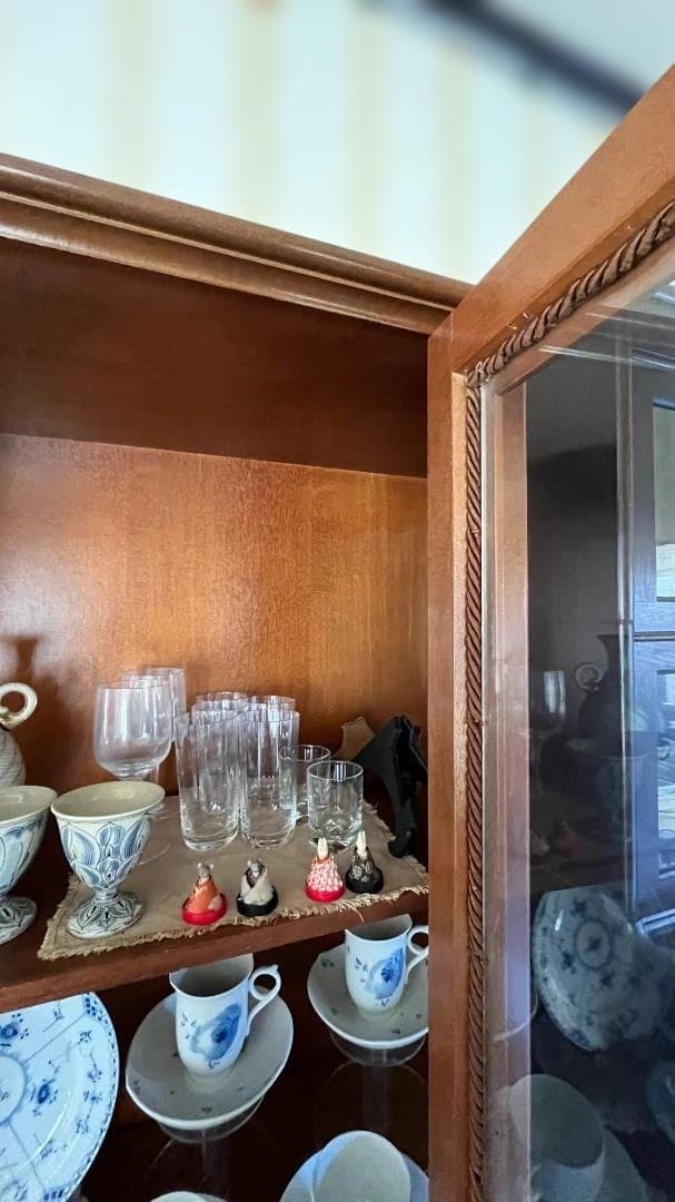 木製　ガラスキャビネット　ディスプレイケース　ショーケース　飾り棚　インテリア