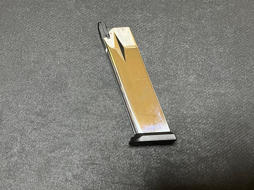 東京マルイ ガスブローバックガン XDM-40
