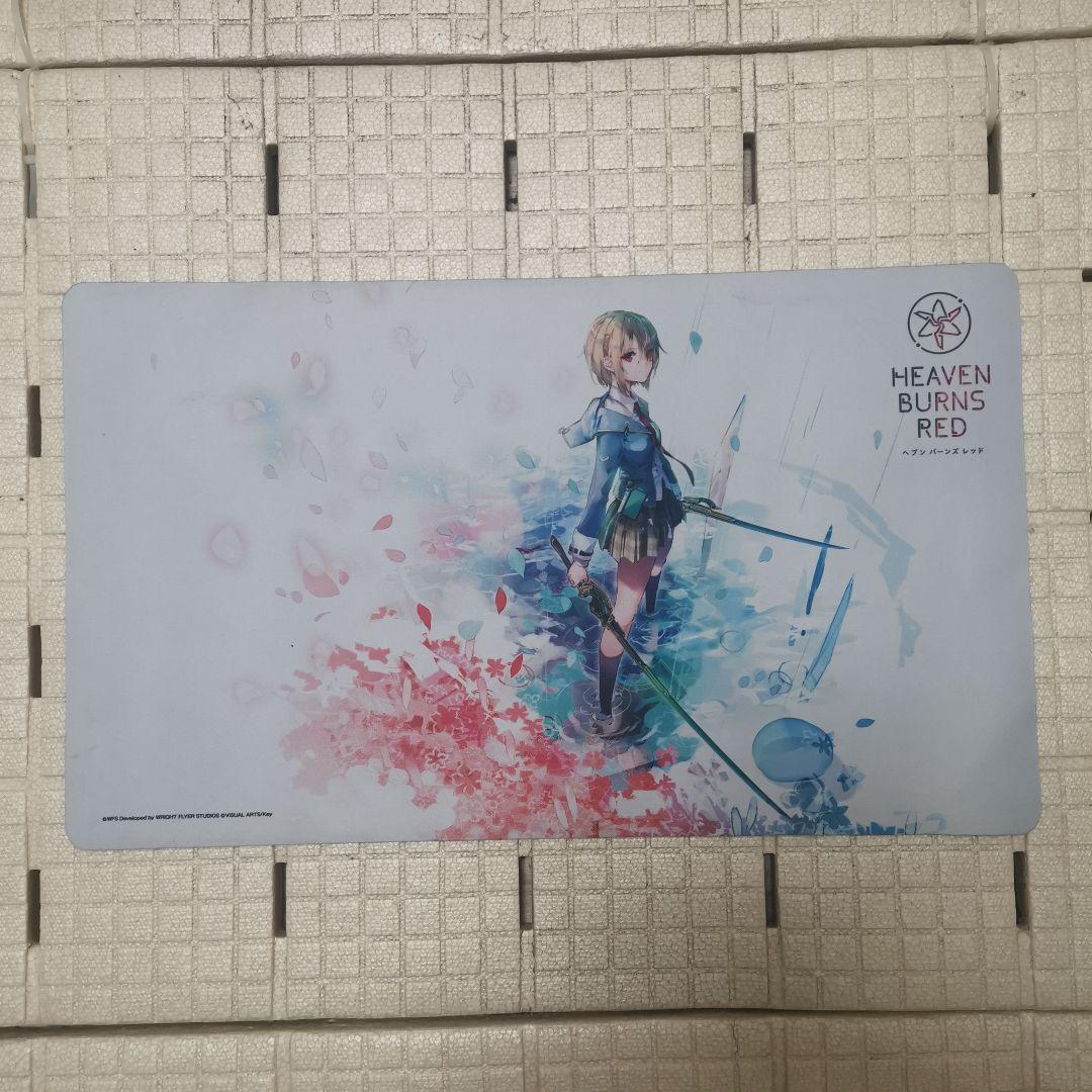ヘブンバーンズレッド プレイマット　ラバーマット　デスクマット