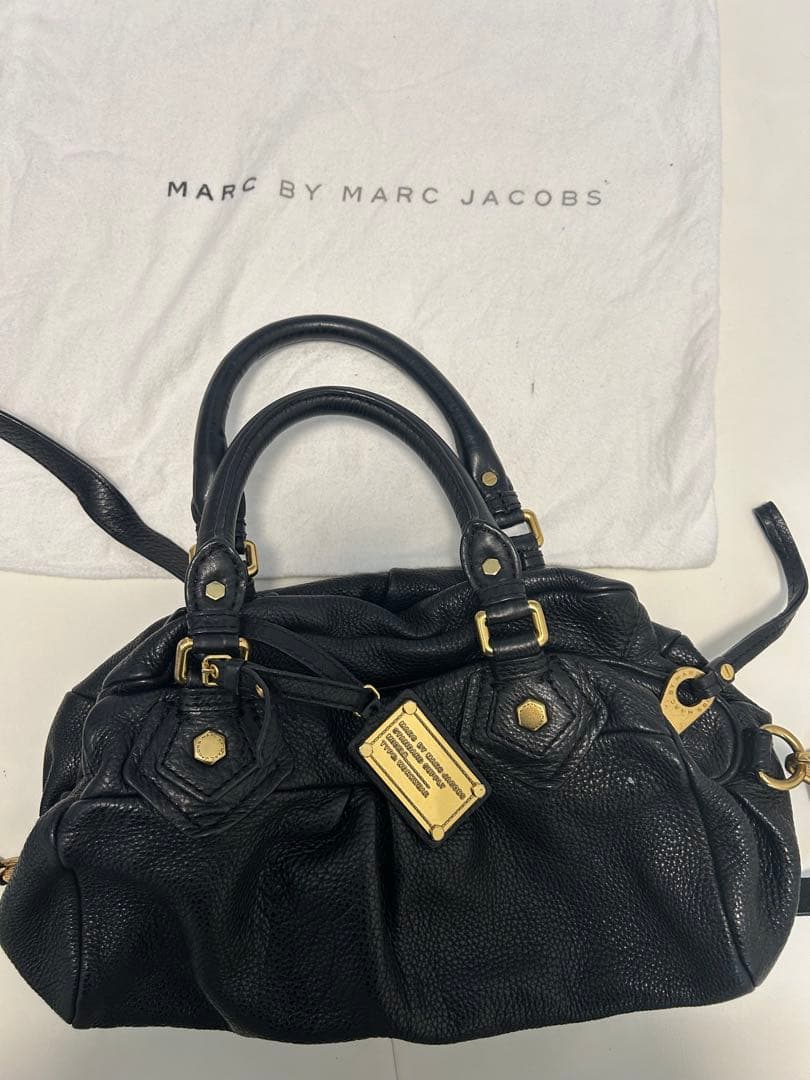 MARC BY MARC JACOBS ハンドバッグ、ショルダーストラップ付
