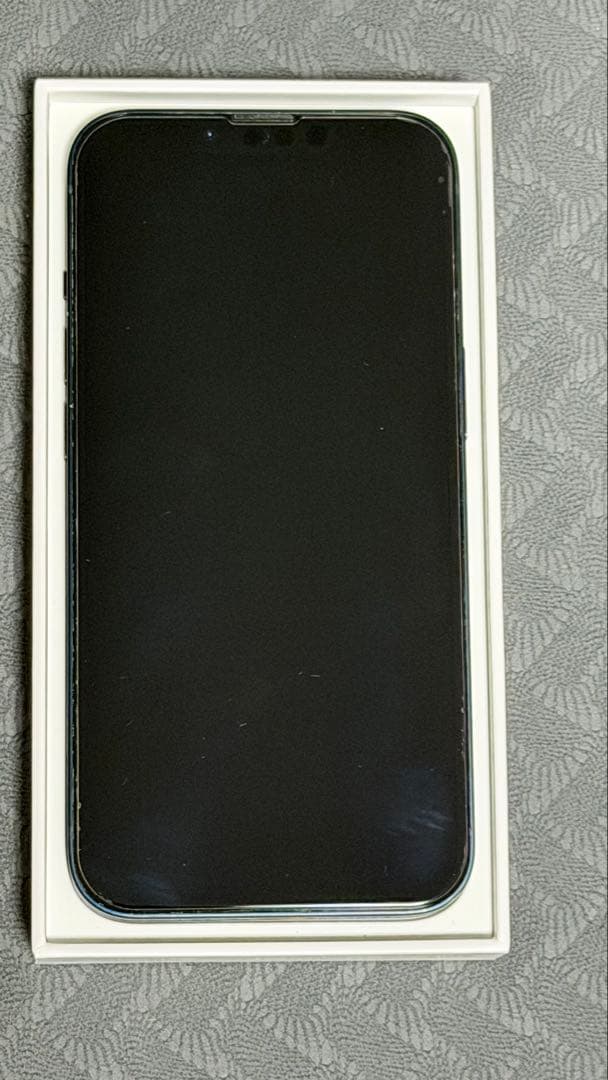 Apple iPhone 13 ミッドナイト 本体　128GB