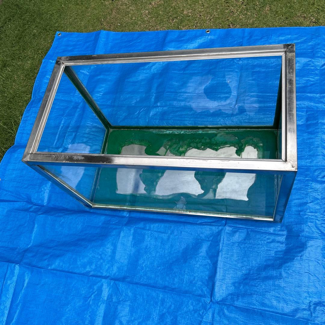 75㎝ガラス水槽 (引き取り限定、埼玉県) 小型水槽サービス