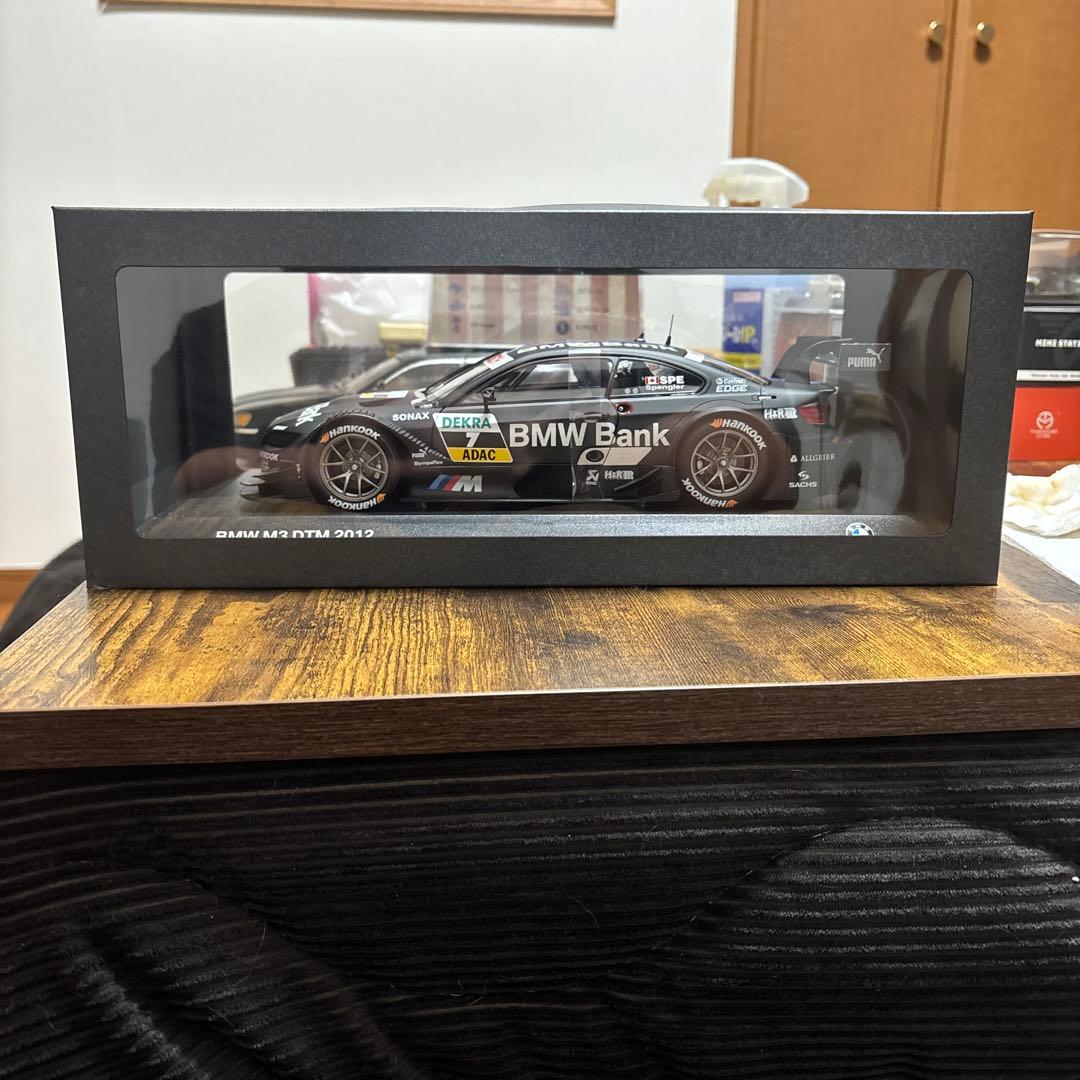 ギミックあり BMW M3 DTM 2012 BMW BANK ミニチャンプス