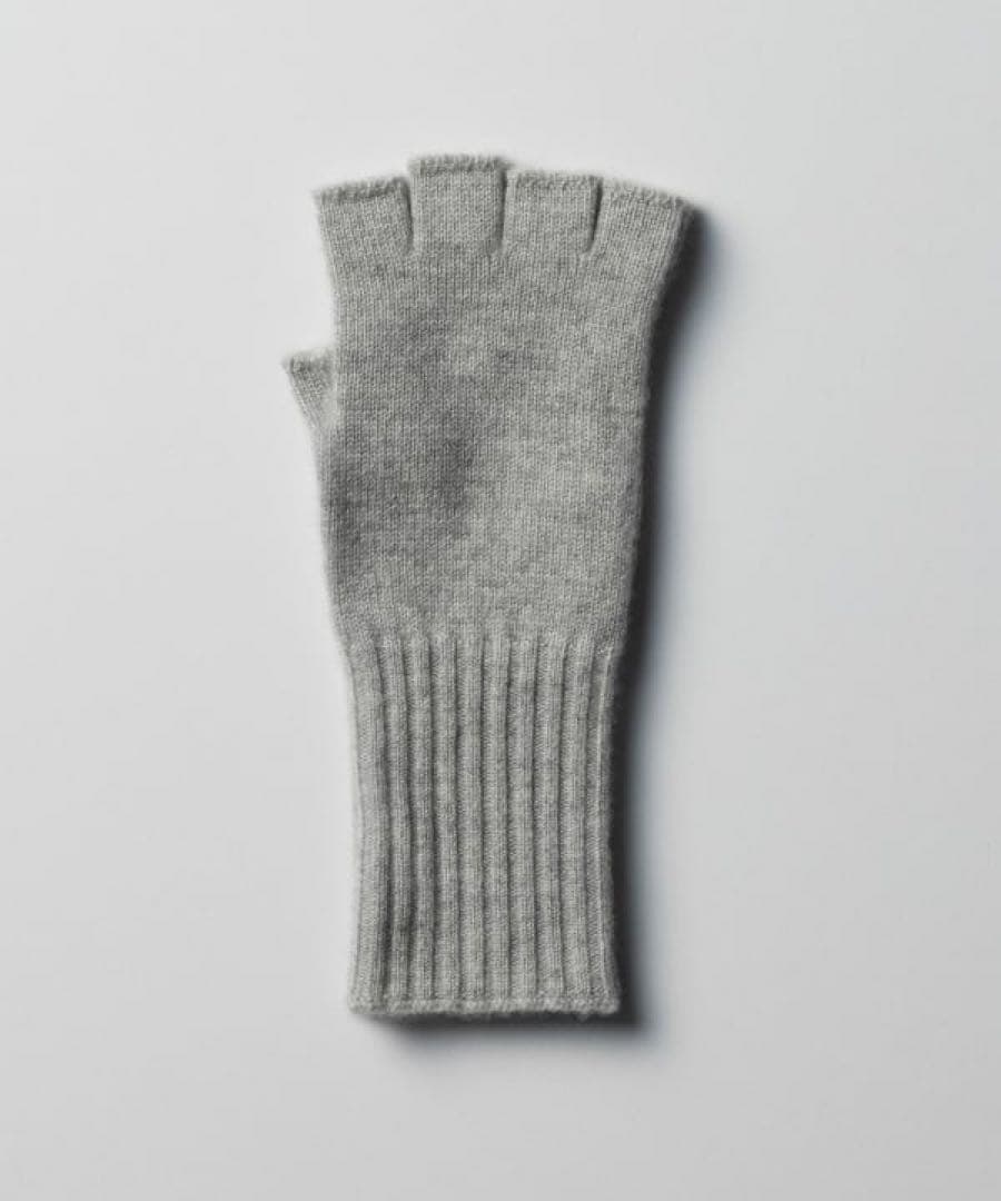 定価19800円　新品　店舗限定　BEAMS the A カシミヤ　グローブ