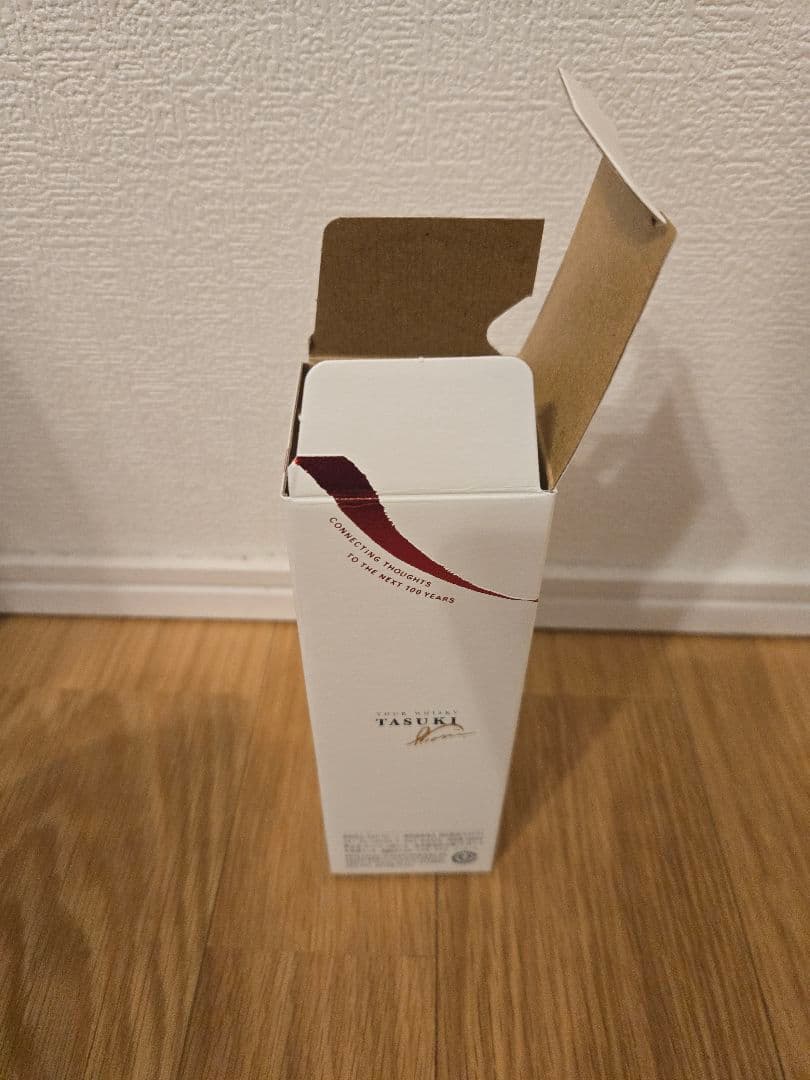 100周年記念TASUKI ウイスキー 180ml 化粧箱付き