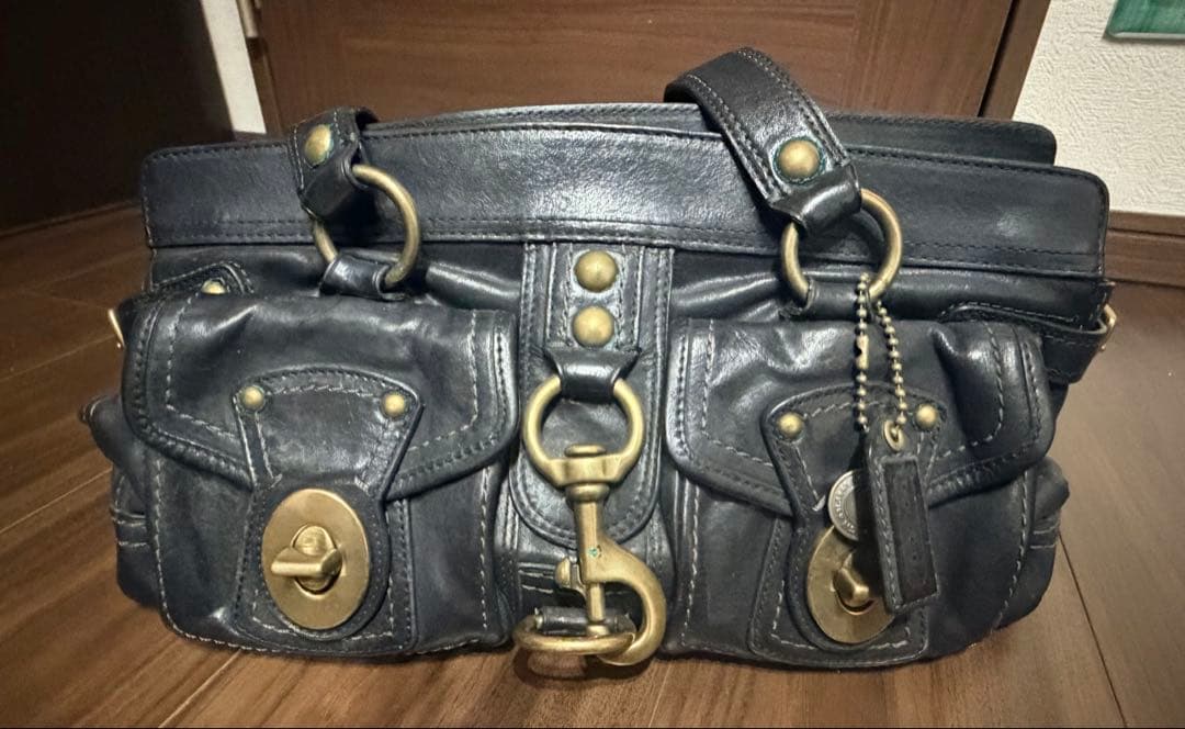 COACH SOHO 本革ショルダーバッグ