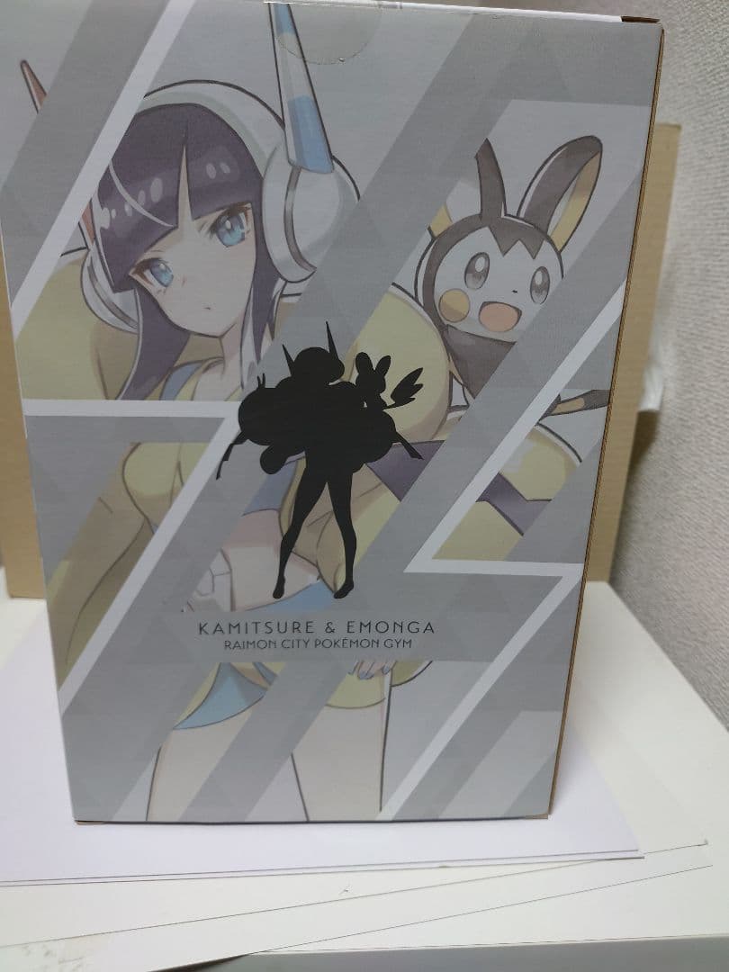 カミツレ & エモンガ KOTOBUKIYA フィギュア　ポケモンセンター限定