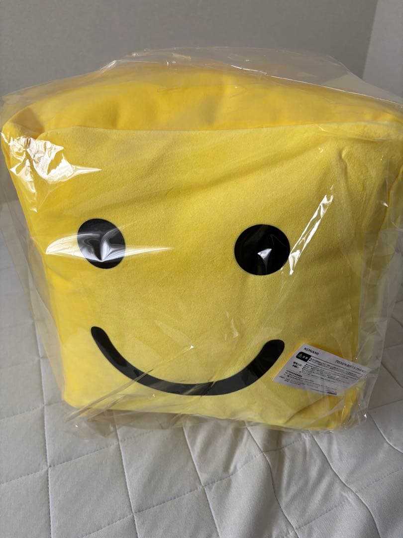 【非売品】調子くんクッションと缶バッジ2個とシール9枚【新品未開封】