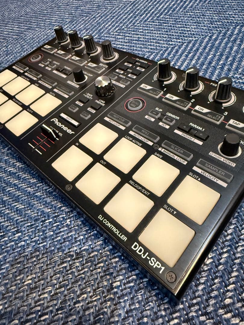 Pioneer DDJ-SP1 サンプラーコントローラー