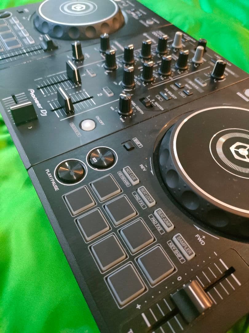 Pioneer ddj-400 キャリングバッグ付き