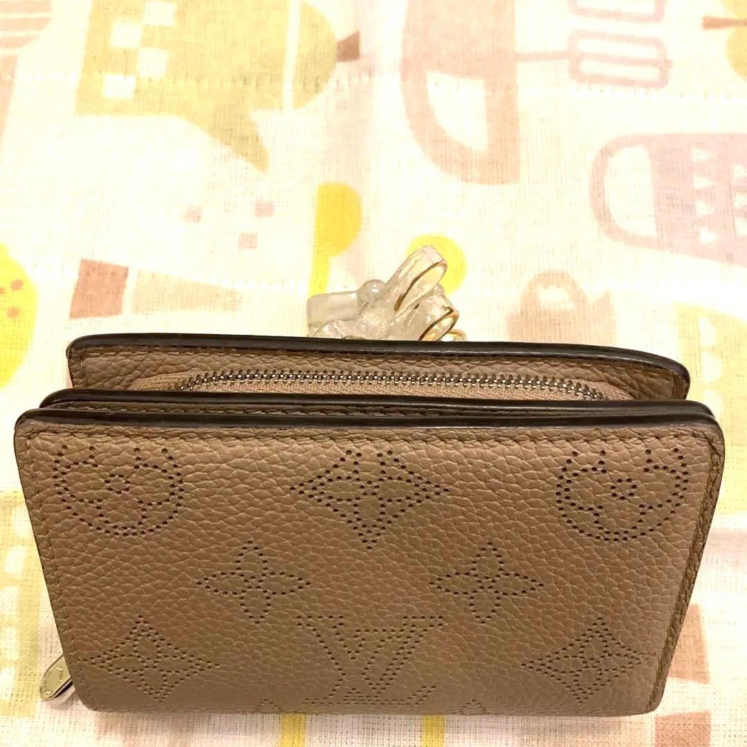 ルイヴィトンモノグラムマヒナクレアガレ二つ折り財布