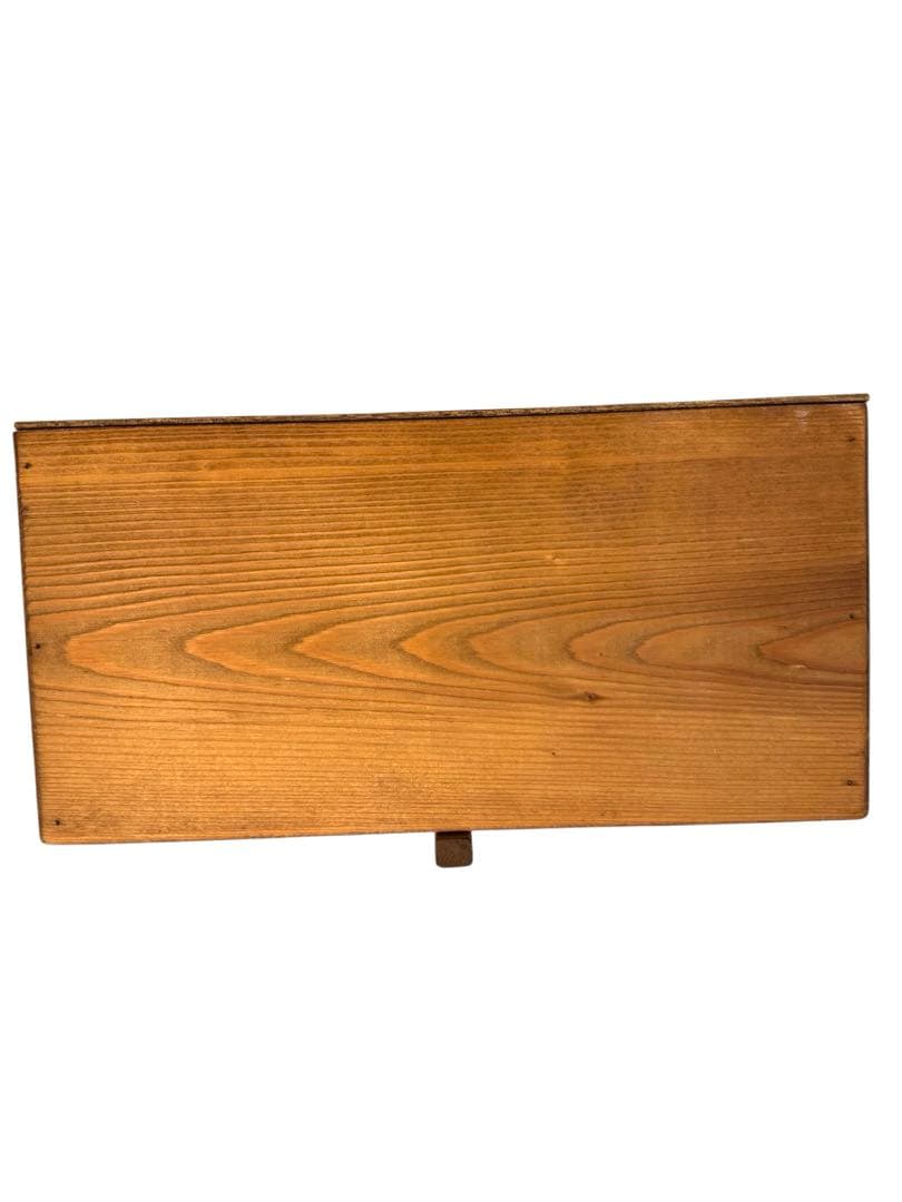 カントリー家具 ハート型扉付きキャビネット