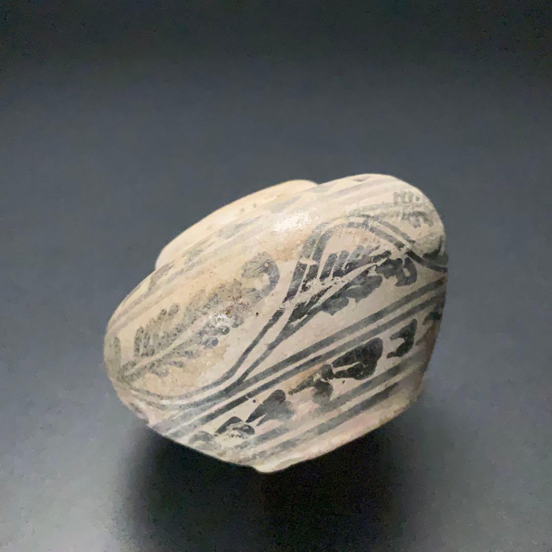 鉄絵蓋つき小壺　タイ　スンコロク　骨董　R1398ダM