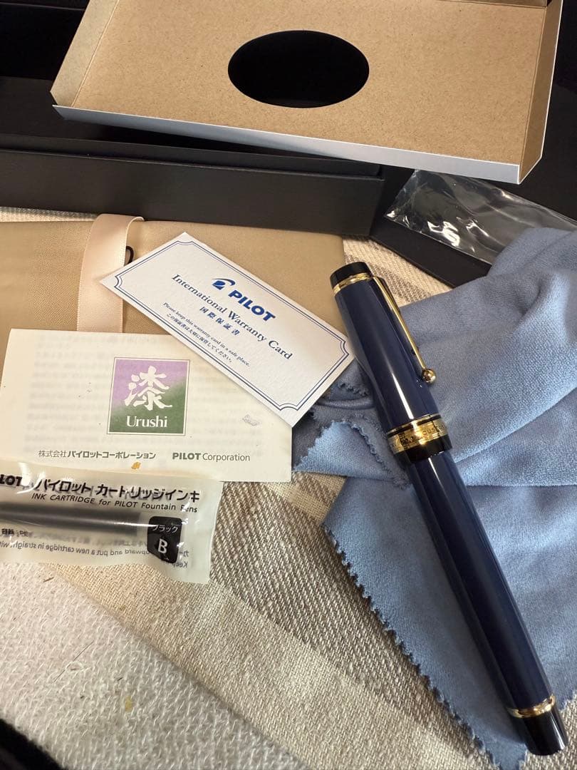 パイロット万年筆、漆、カスタム紺青、30サイズペン先 万年筆