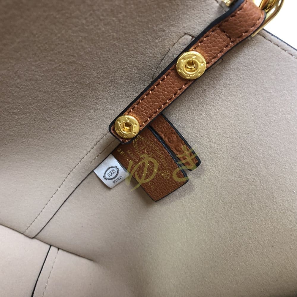 T タイムレス　レザー　トートバッグ トッズショルダーバッグ