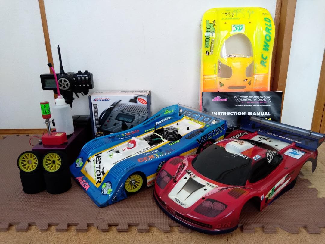 SERPENTサーパント 1/8 VECTORベクター エンジンカー フルセット